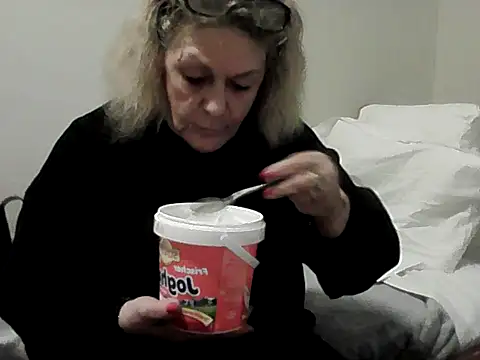 Latex shantie online show from November 6, 11:05 am