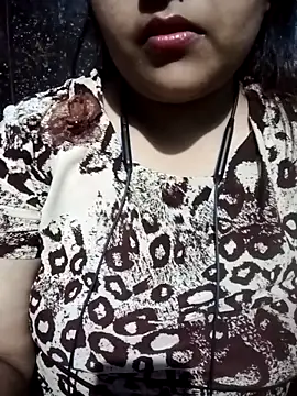 Love-Veronica online show from March 11, 6:32 pm