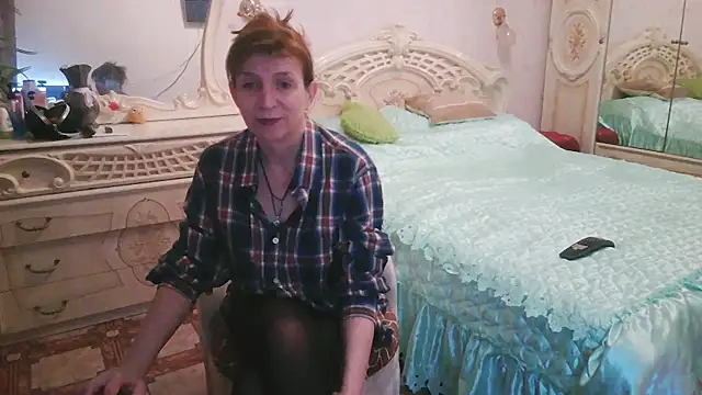 Debra Phoenix online show from November 7, 12:05 am