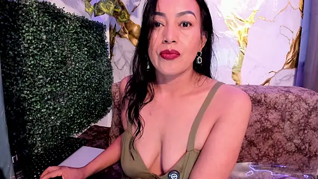 MeleekXXX  online show from April 13, 9:15 pm