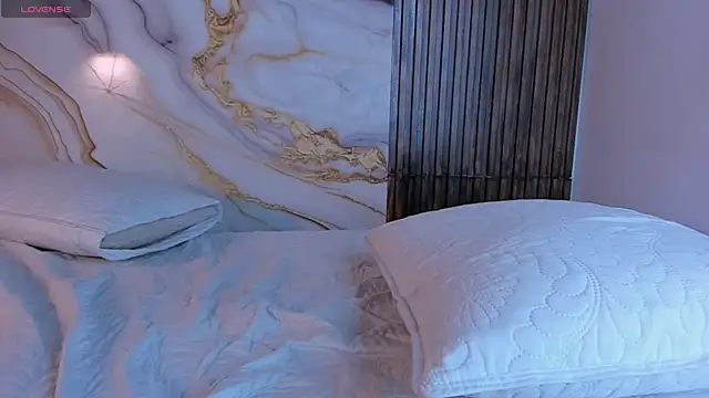 king lovely hornyy online show from July 17, 7:17 pm