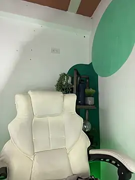 LollaByer online show from April 14, 10:32 pm