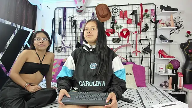 thedream girls online show from June 1, 1:02 pm