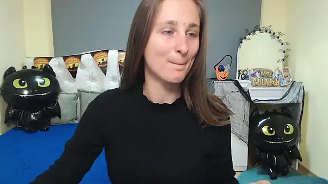 Snapshot of MichelLeee chatting on October 20, 11:24 am MichelLeee online show from October 20, 11:24 am
