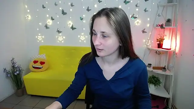 MichelLeee online show from April 17, 11:23 am