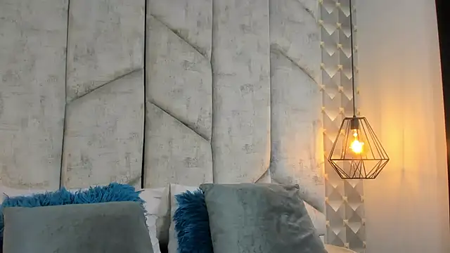 AshleyHill2 online show from April 7, 2:02 am