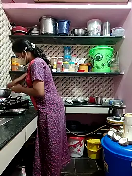 Tamil Shalini Lustyy online show from September 24, 4:28 pm