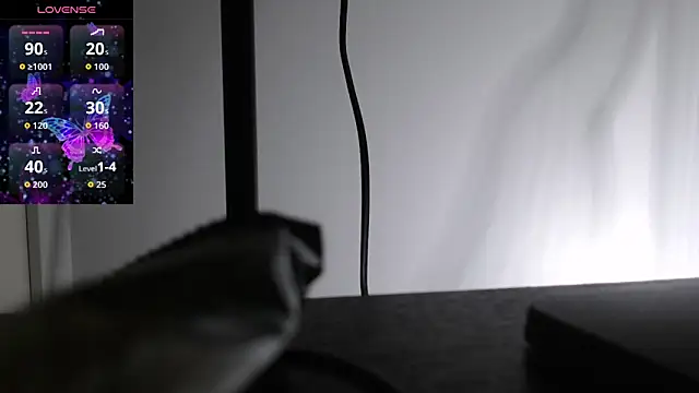 Xileny-Halliwey online show from December 1, 2:31 pm