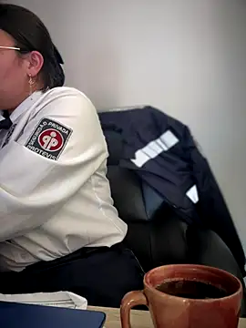 LIZ-06  online show from September 27, 6:15 pm