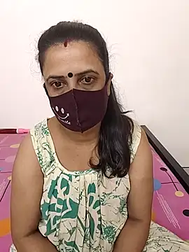 Snapshot of Hoty-cpl chatting on October 14, 3:53 am Hoty-cpl online show from October 14, 3:53 am