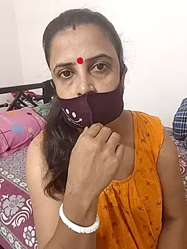 Snapshot of Hoty-cpl chatting on October 19, 2:08 pm Hoty-cpl online show from October 19, 2:08 pm