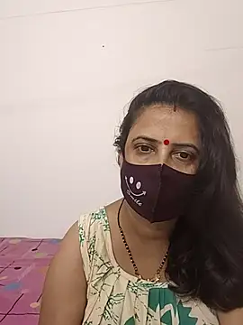 Snapshot of Hoty-cpl chatting on September 11, 4:02 am Hoty-cpl online show from September 11, 4:02 am