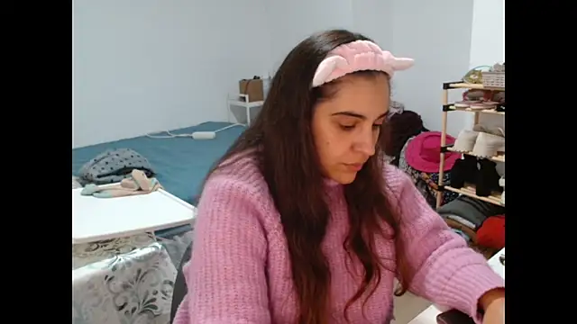 Ursumi1 online show from November 7, 10:25 pm