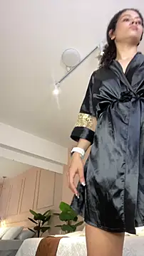 SHARONN     online show from February 3, 7:13 am