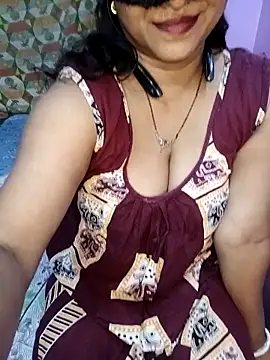 Sexy Mona Bhabhi online show from December 3, 6:43 pm