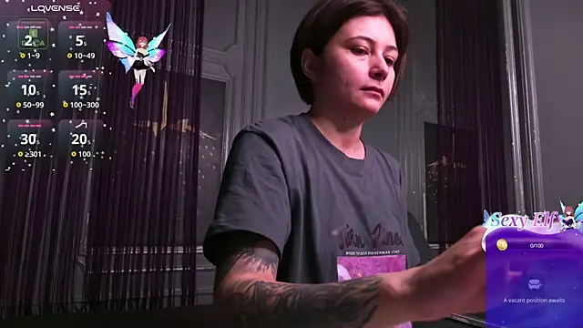 Ishtar Divine online show from February 25, 4:44 am