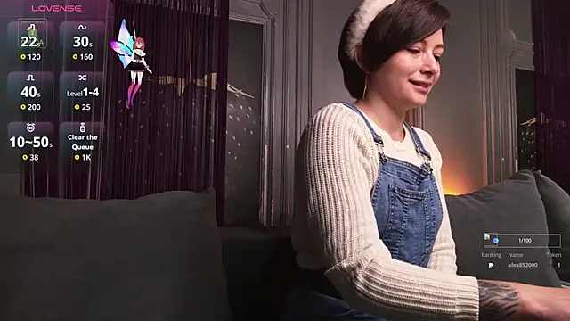 Ishtar Divine online show from December 3, 4:59 am