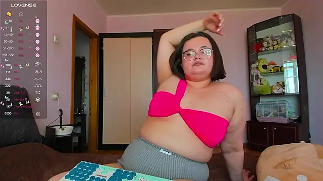 Jessica Joy online show from March 24, 8:41 am