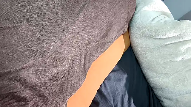 Weiwei5200 online show from February 21, 11:27 pm