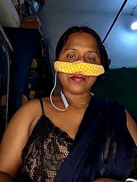 Real Desi Couple online show from April 16, 4:50 pm