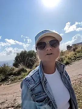 Samira-Summer online show from November 9, 12:23 pm