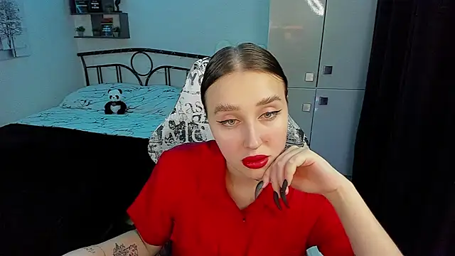 LinaTruly online show from November 20, 10:00 pm