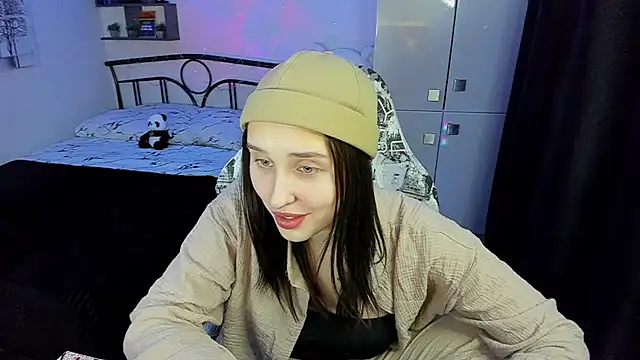 LinaTruly online show from November 14, 10:32 pm