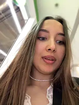 VelvetVixenI online show from April 12, 5:05 pm