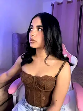 Emily-14 online show from November 10, 3:34 am