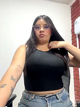 SaraBraun  online show from November 13, 7:46 pm