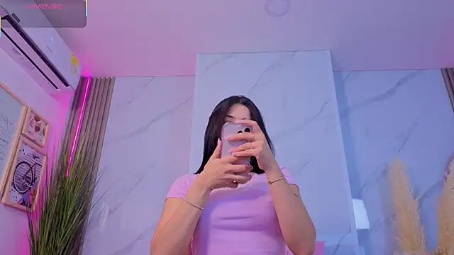 Chlooee   online show from October 17, 6:22 pm