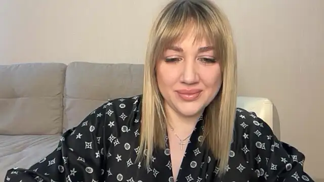 VickyLove047 online show from April 5, 7:07 am