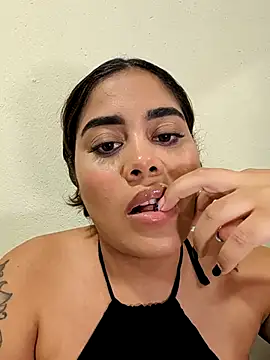 sexystrip02 online show from May 12, 3:48 am