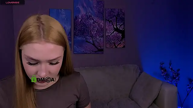 playful sophie online show from February 4, 8:23 pm