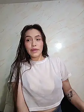 eriika deep  online show from June 13, 5:10 pm