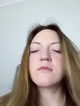 KattyLuuu online show from April 15, 7:58 pm