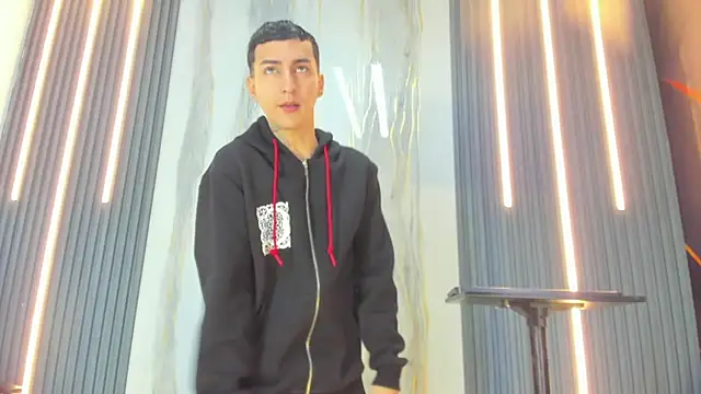 Angel xxx online show from April 2, 4:43 am