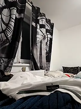 naughty69curls online show from November 3, 7:40 pm