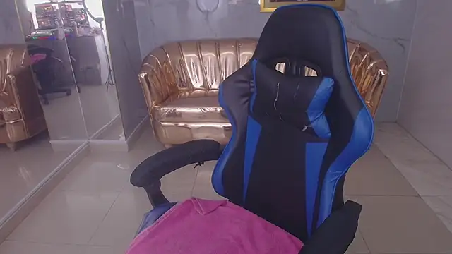 honey torres sub online show from November 24, 1:35 pm