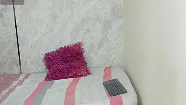 dani-lue online show from June 27, 2:12 pm