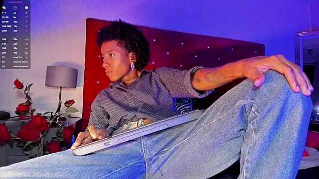 JhonyMiller  online show from December 20, 7:40 pm