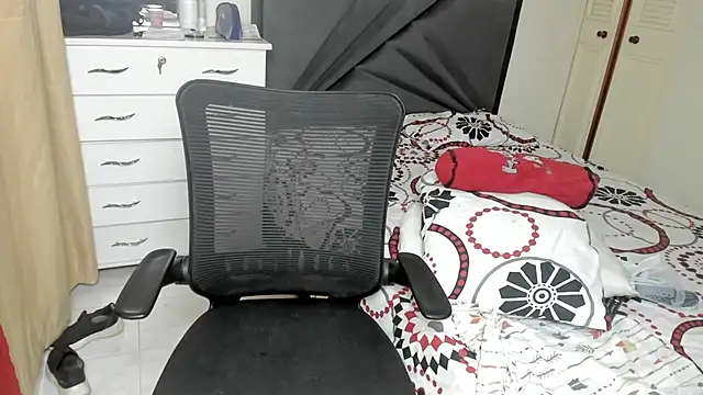 natalia5560 online show from December 13, 7:53 pm