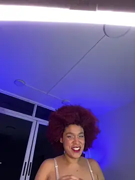 loladupont online show from April 18, 2:58 am