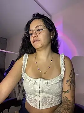 Rosita forever  online show from February 20, 1:23 pm