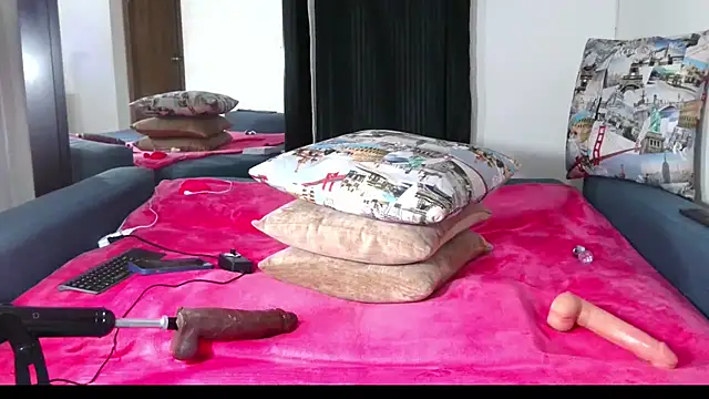 Carla-Bonny18 online show from February 25, 12:09 am