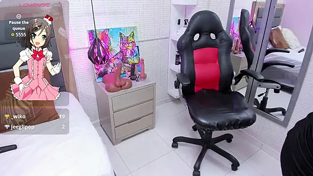 LOLAMAXI online show from October 11, 3:55 am