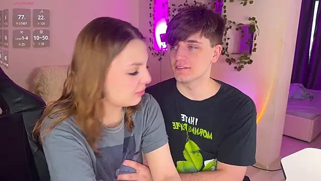 RobertAndLinela online show from December 21, 12:09 pm