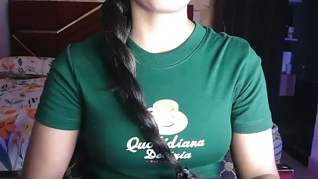 Somiya87 online show from April 3, 7:01 pm