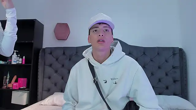 two milkyway online show from March 9, 12:19 pm