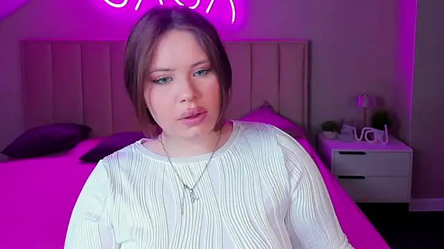 EricaElliott online show from April 22, 9:50 am